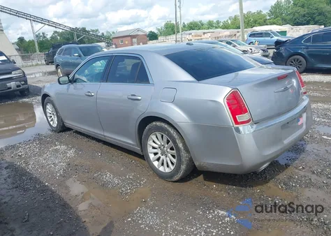 2013 Chrysler 300 Motown from USA, damaged, VIN 2C3CCAAG1DH600280